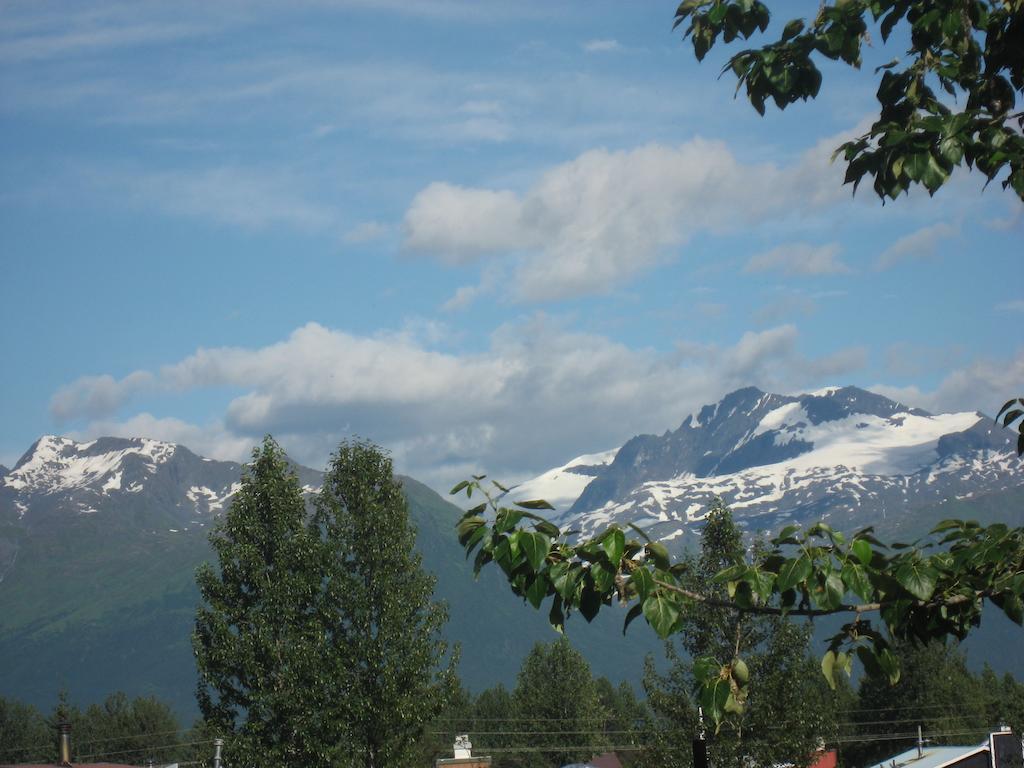 House On The Rock B&B Valdez Bagian luar foto